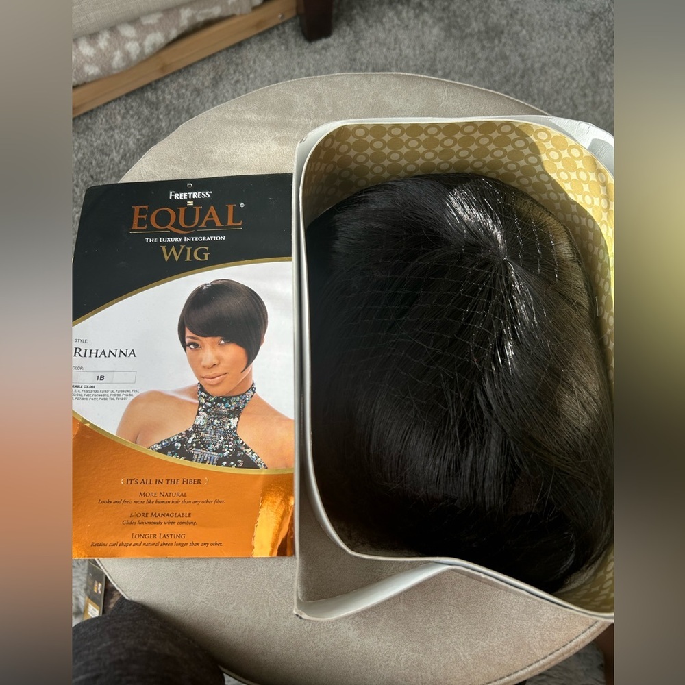 ✨NEW Pixie Bob With Bangs Women's Wig - Picture 11 of 12